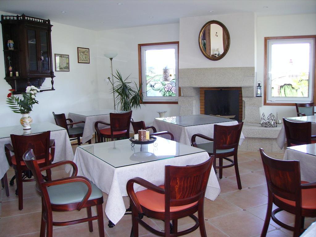 Hotel Chez Katy Et Dede Bangor Exterior foto